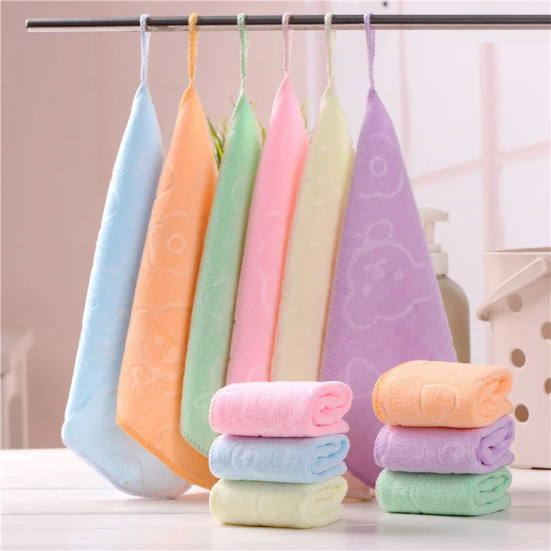 Candy Color Microfiber Kindergarten Square Children's Washing Hands Cleansing Soft Quick-drying Small Towel Hook Up Handkerchief