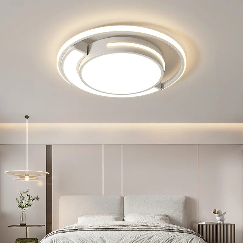 2025 new-style living room lamp, a minimalist modern round ceiling lamp, is suitable for bedrooms and living rooms.