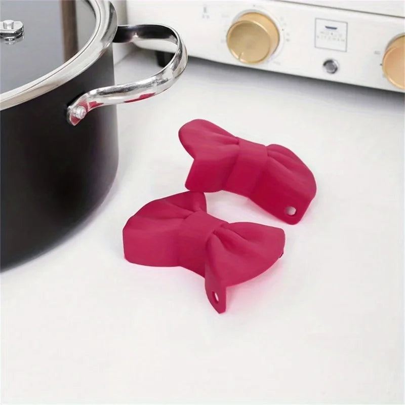 Kitchen Pot Clip Anti Scald Non-slip Handle Cover Creative Cooking Oven Glove Pot Clip Kitchen Gadgets Bow Shape Design Bowknot