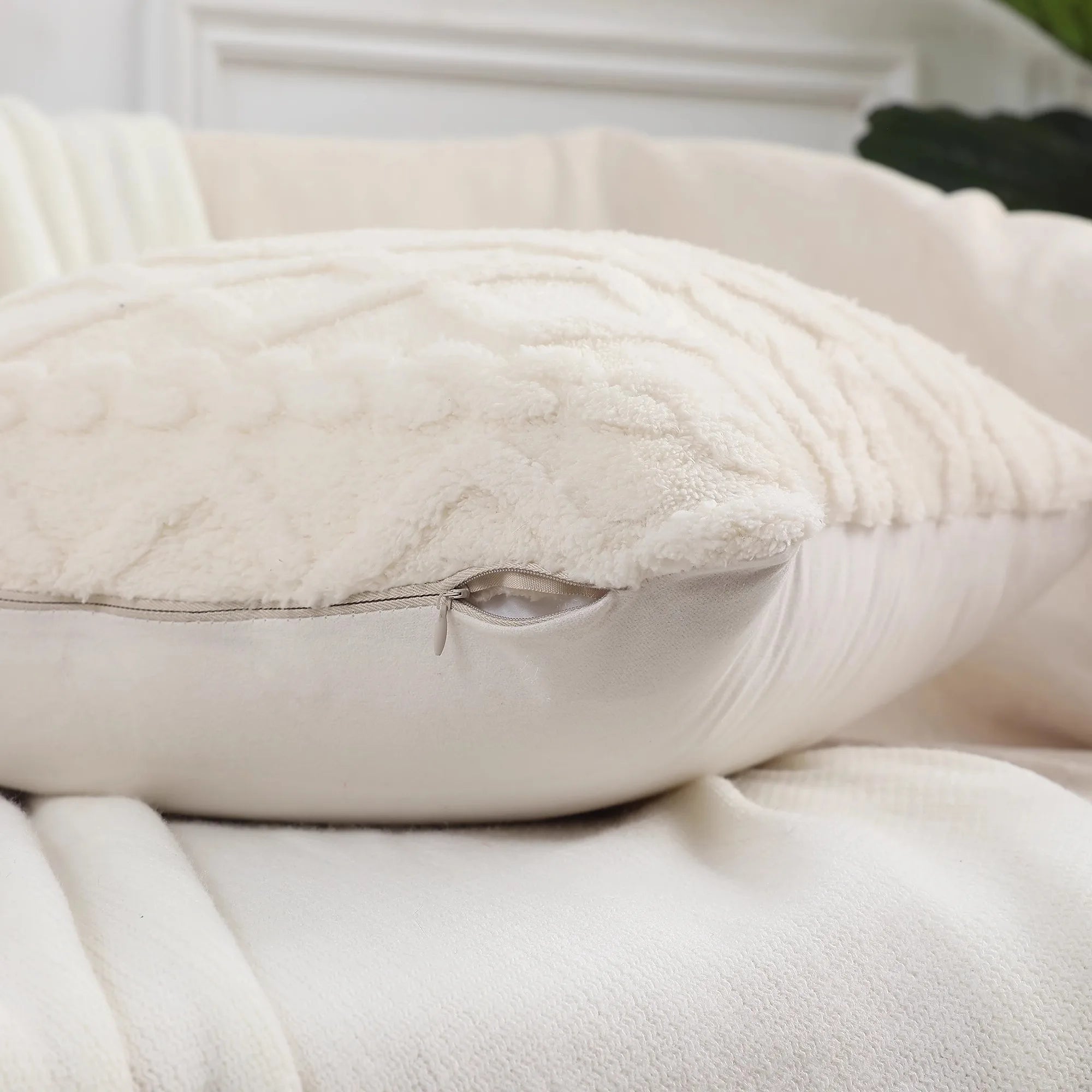 Kitinjoy Throw Pillow Covers 40x40 For Sofa Decro Soft Plush Cushion Covers 50x50cm Home And Decoration Luxury Throw Pillow Case