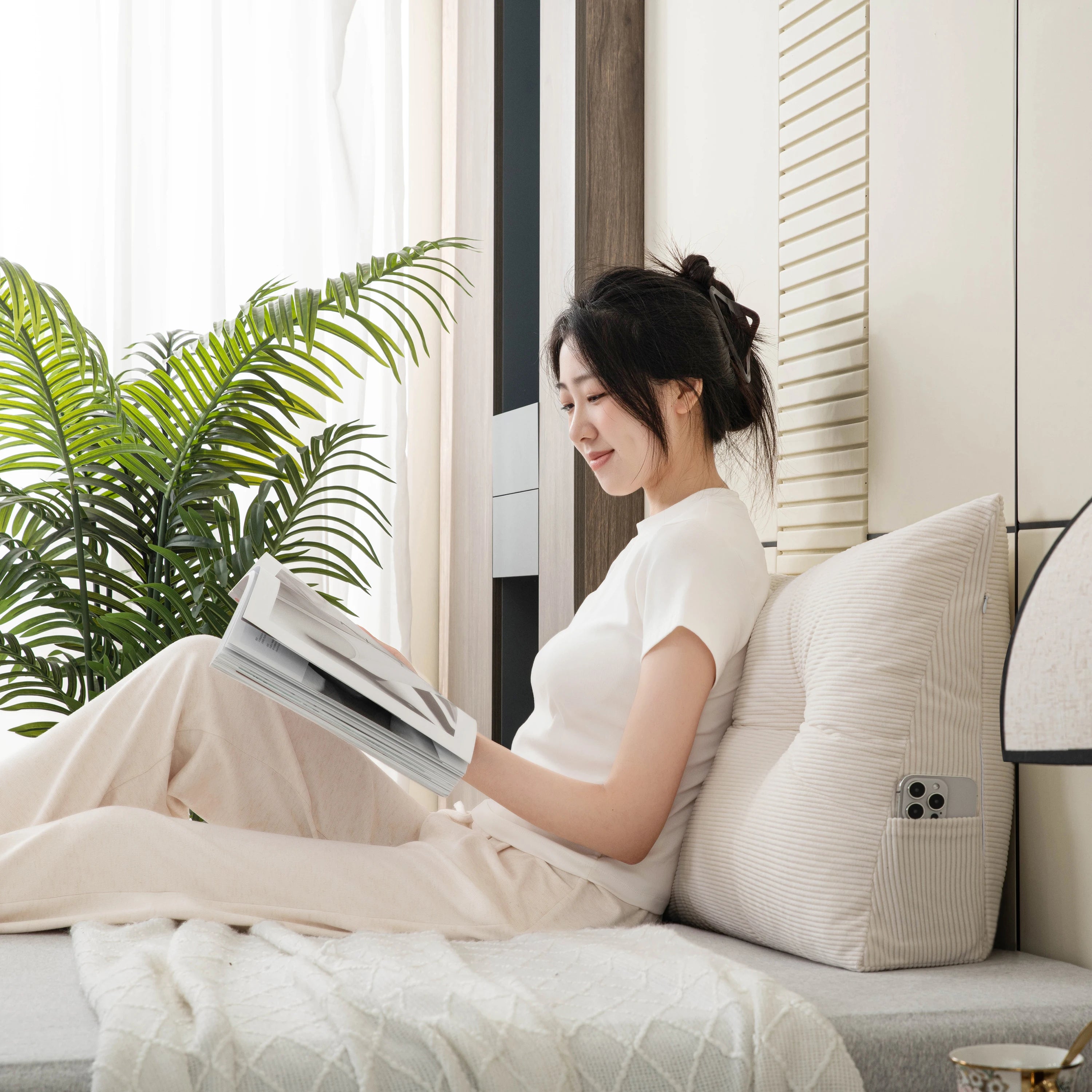 Reading Pillow for Bed, Reading Pillow for Bed, Memory Foam Back Pillow for Bed Sitting Up, Rest Pillow with Arms and Pockets for