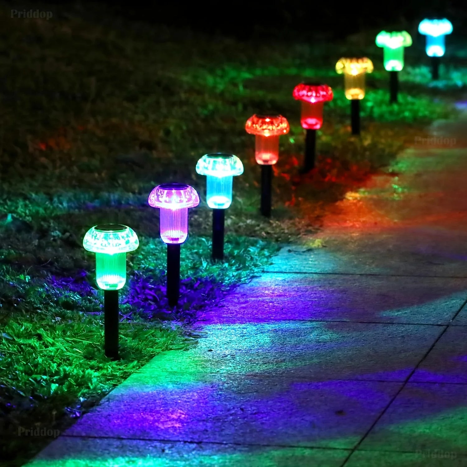 4Pcs Solar Pathway Lights Outdoor Vibrant LED Mushroom Garden Stake Lighting for Walkways Lawns Driveways Landscapes Decorative