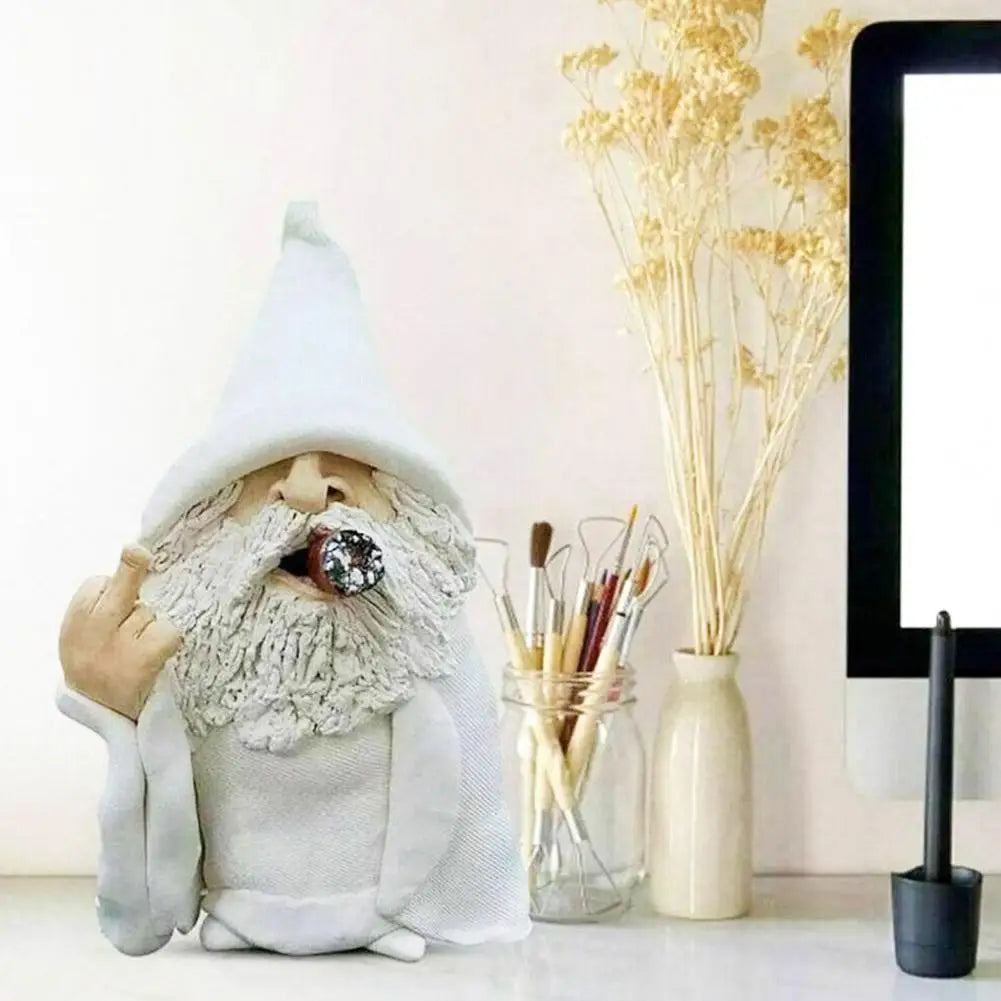 Smoking White White Beard Old Man Smoking Scissors Hand Resin Decoration Ornaments With Middle Finger Garden Gnomes Statues
