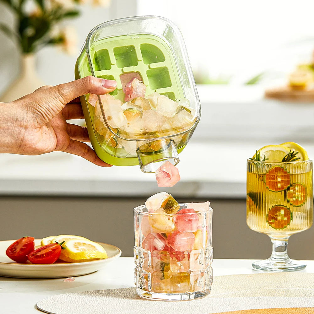 Portable Ice making Mold Ice Cube Tray With Lid and Straw Drinking Cup Silicone Freezer Ice Zero-contact Pressure Ice Cube Mold