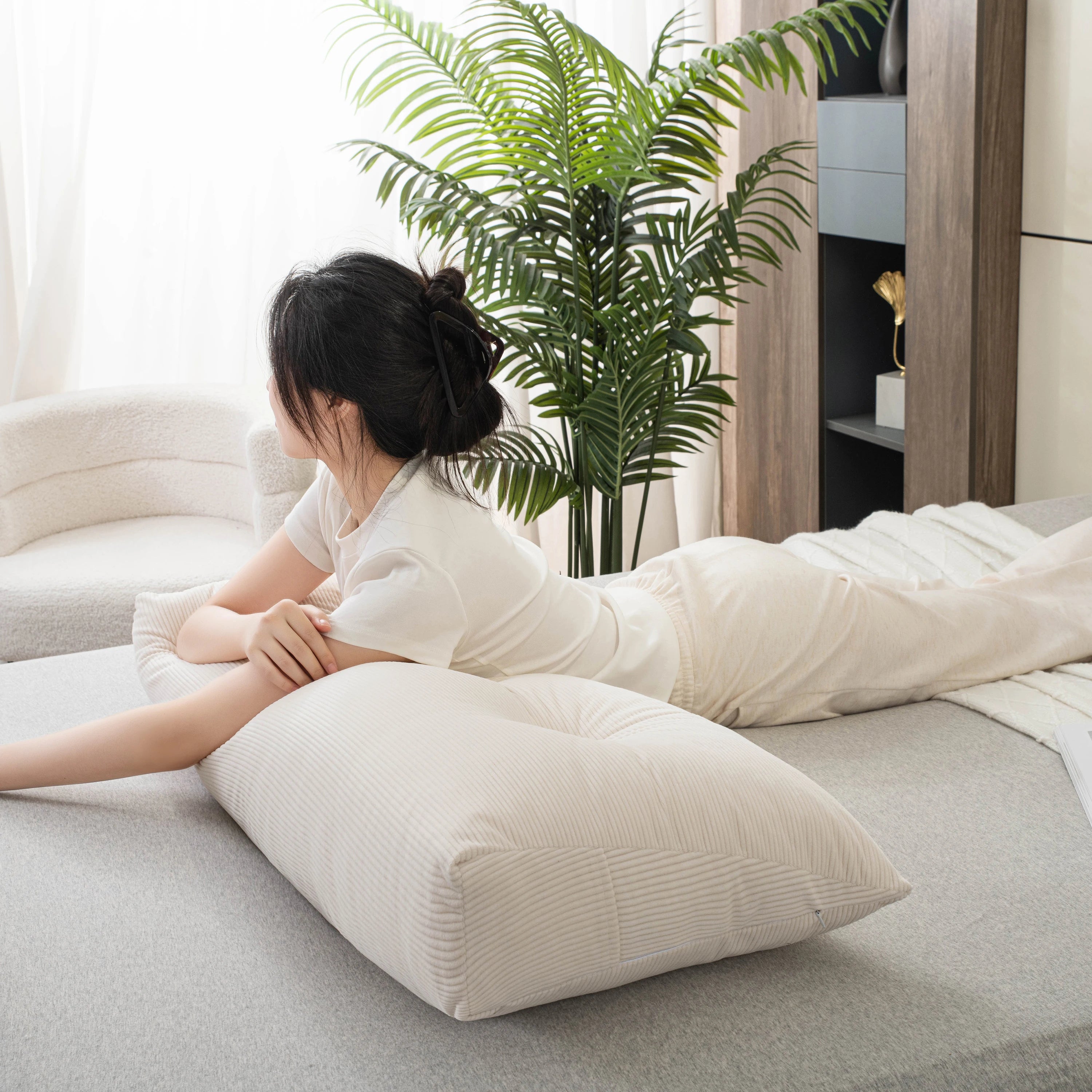 Reading Pillow for Bed, Reading Pillow for Bed, Memory Foam Back Pillow for Bed Sitting Up, Rest Pillow with Arms and Pockets for