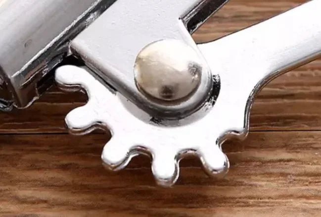 Wine Opener Multifunctional Corkscrew Bottle Opener Zinc Alloy Cork Remover Premium Winged Wine Bottle Opener  jar