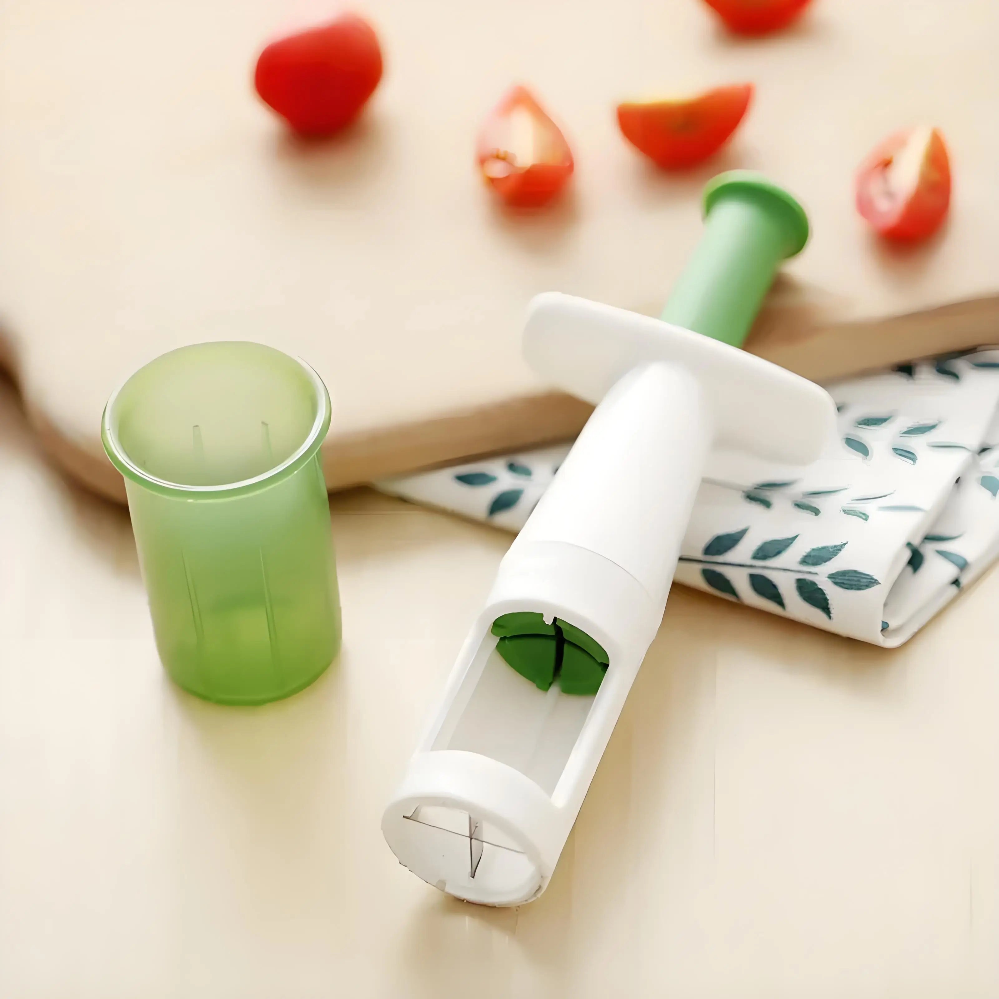 1Pc Multi-functional Creative Grape Cutter Cherry Peach Tomato Small Fruit Corer Slicer Kitchen Tools